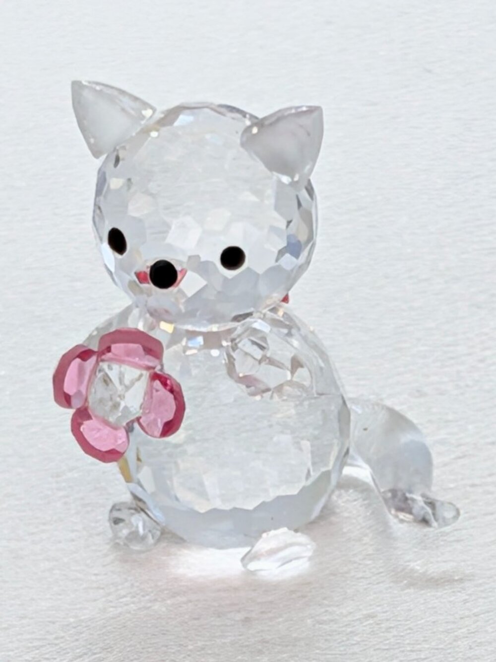 NWT Precosia Kitten With Flower Figurine